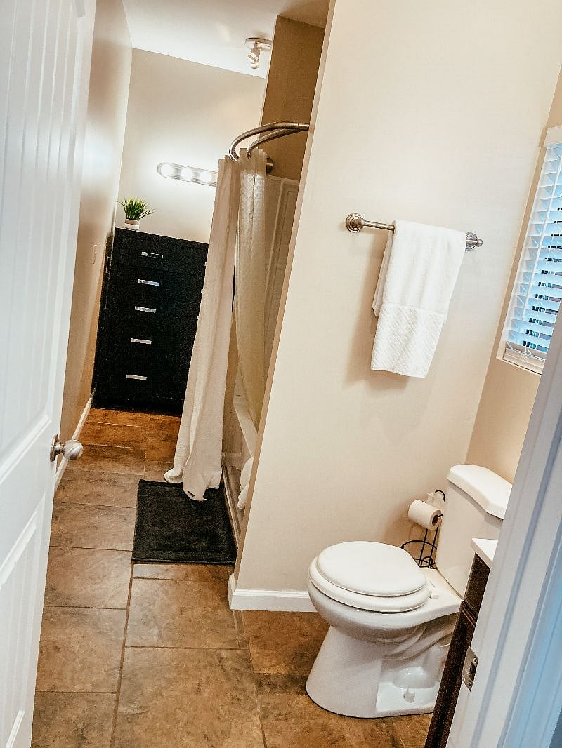 Furnished Finder property 404962_1 photo 14