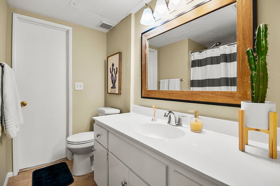 Furnished Finder property 404977_1 photo 12