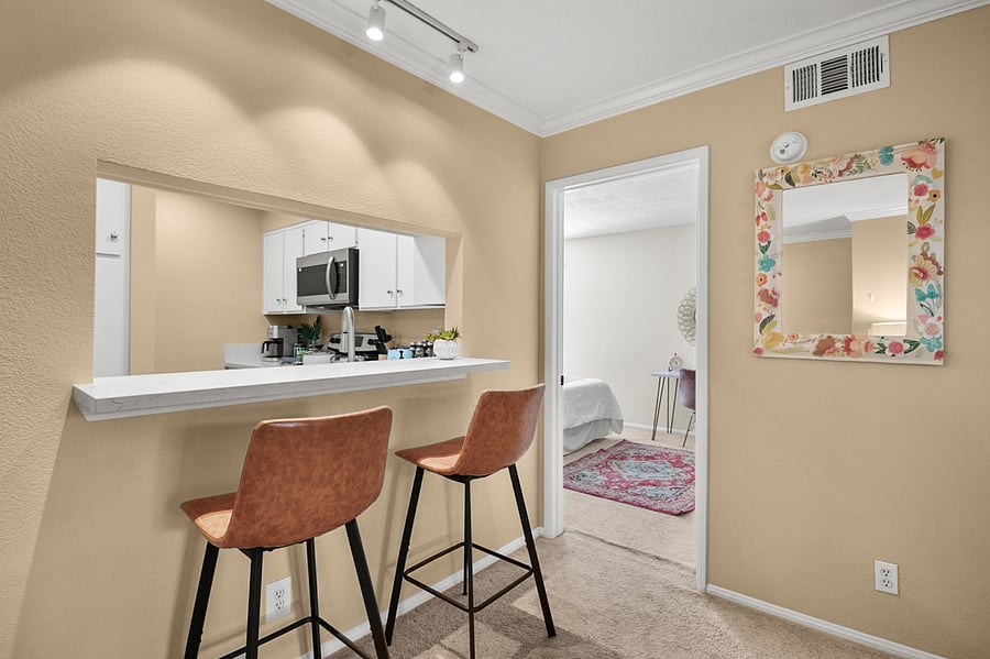 Furnished Finder property 404977_1 photo 4