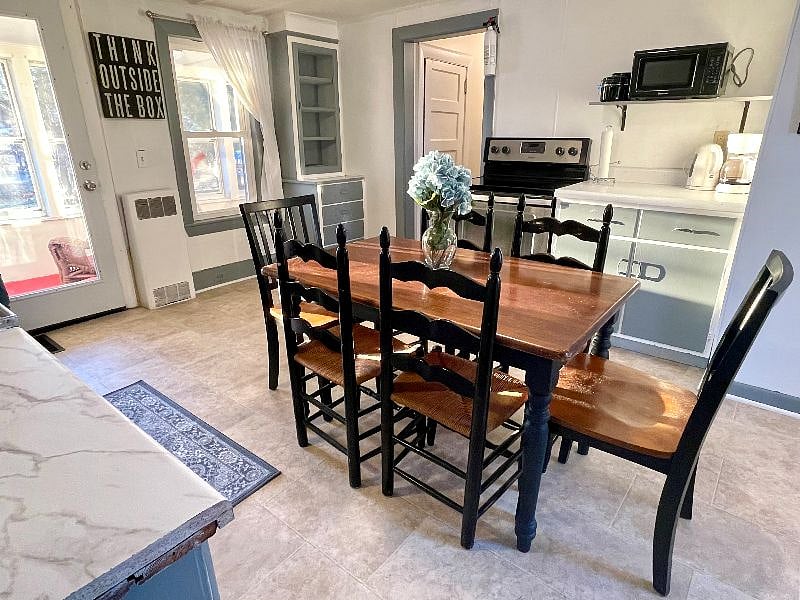 Furnished Finder property 404991_1 photo 9
