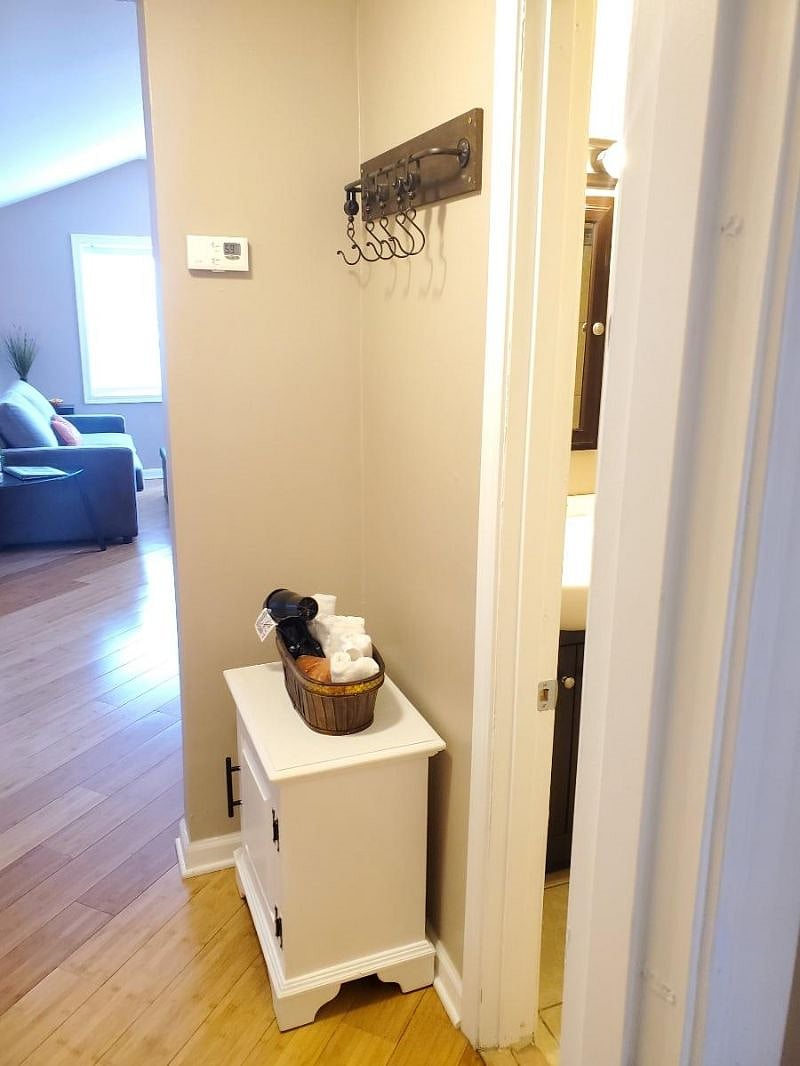 Furnished Finder property 404998_1 photo 19