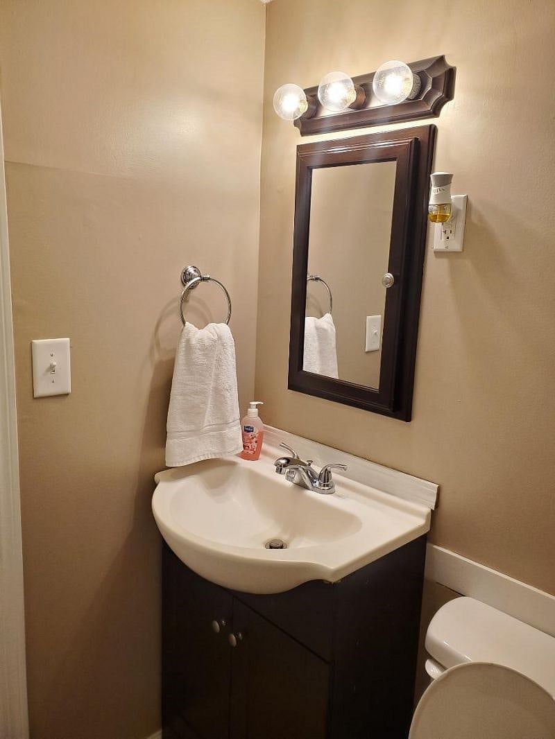 Furnished Finder property 404998_1 photo 21