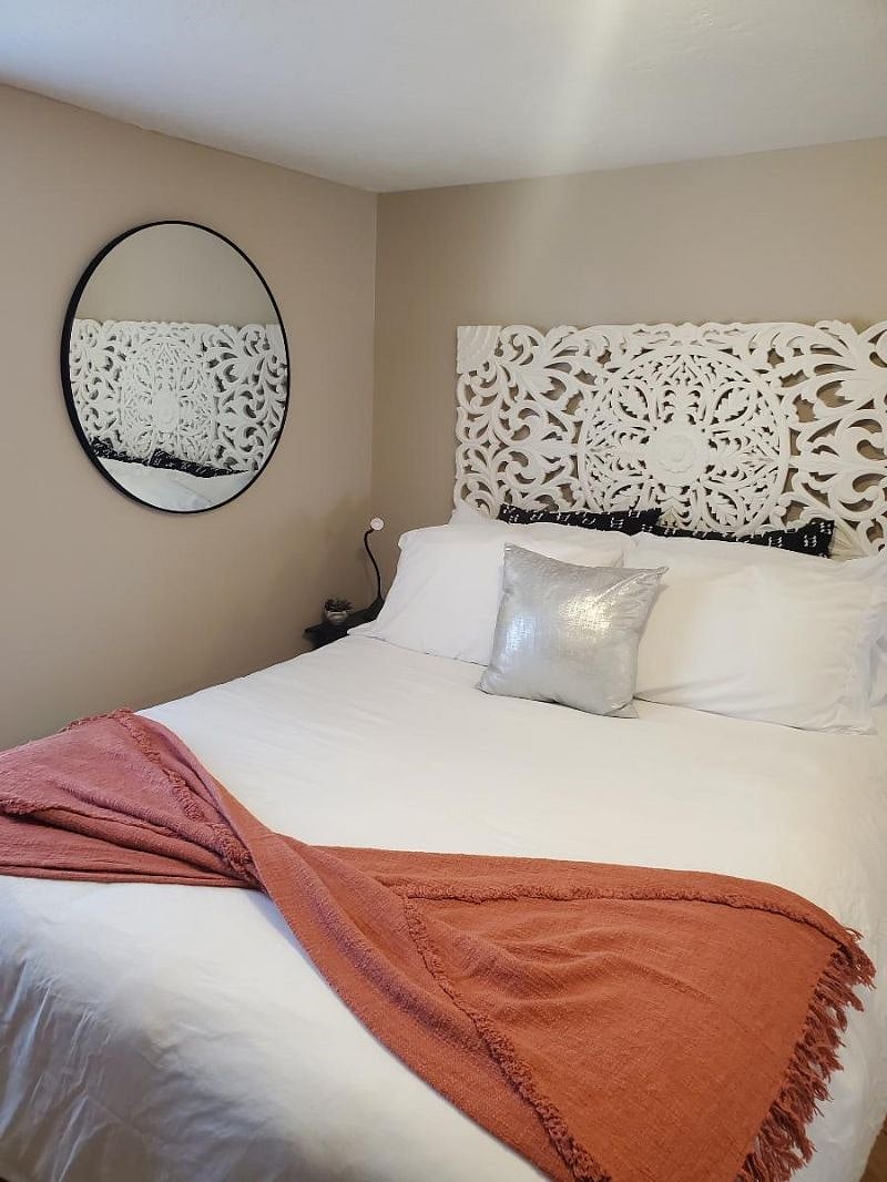 Furnished Finder property 404998_1 photo 25