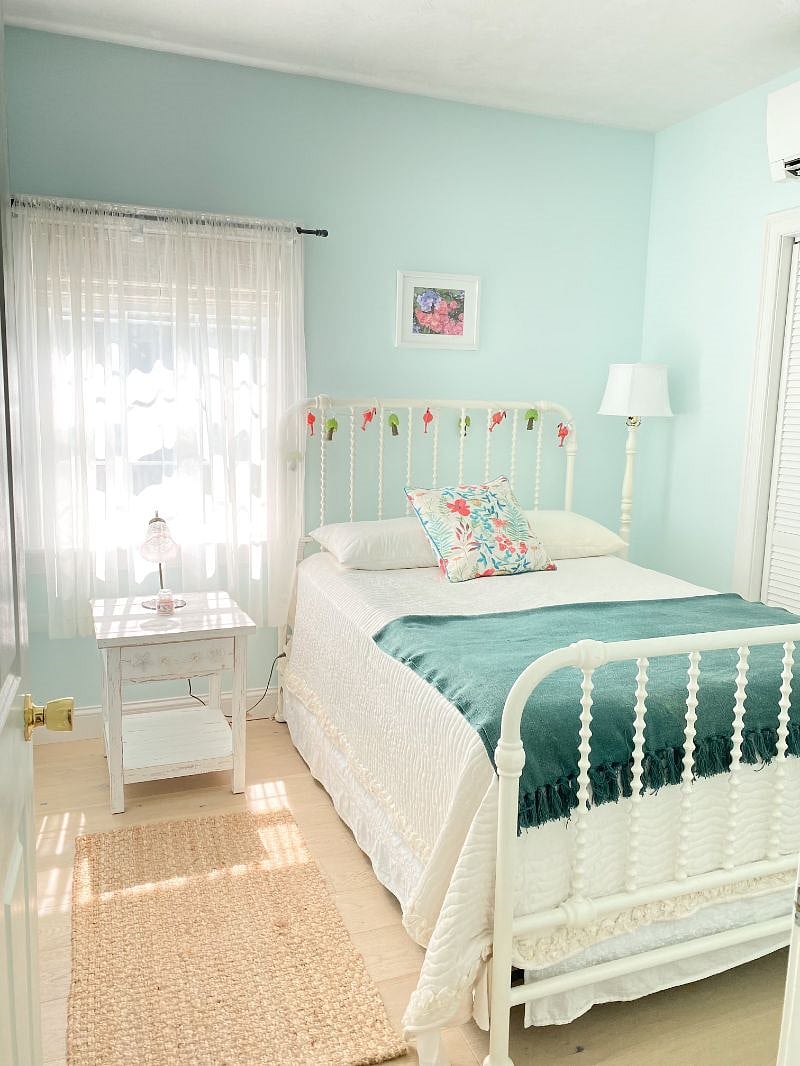 3rd Bedroom with Full-size bed