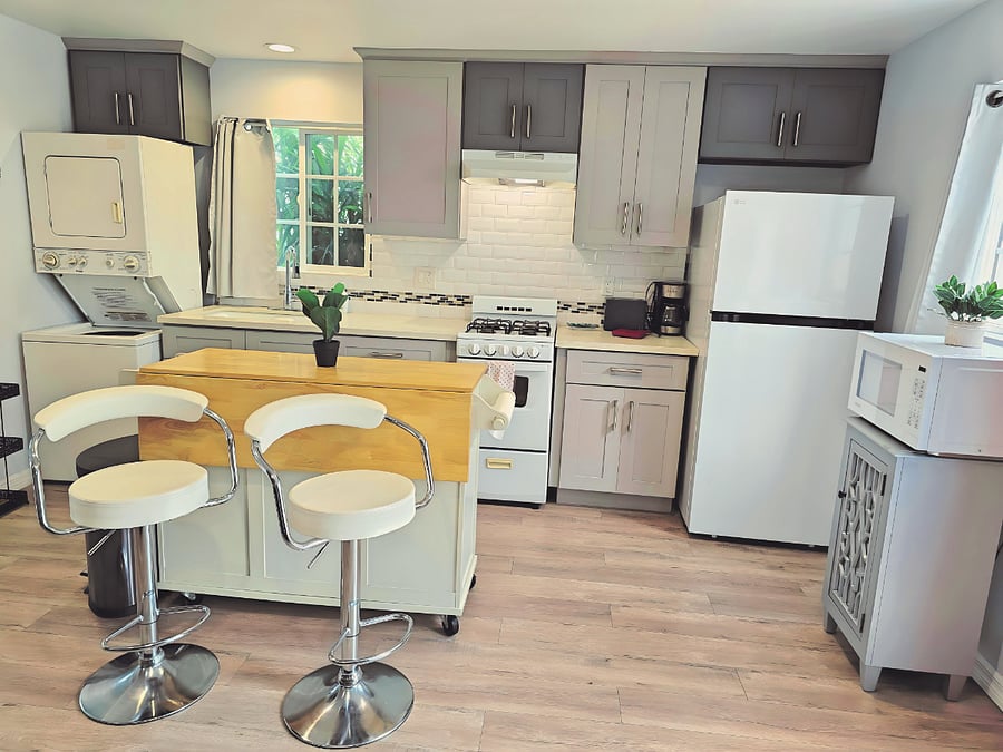 Furnished Finder property 405055_1 photo 7