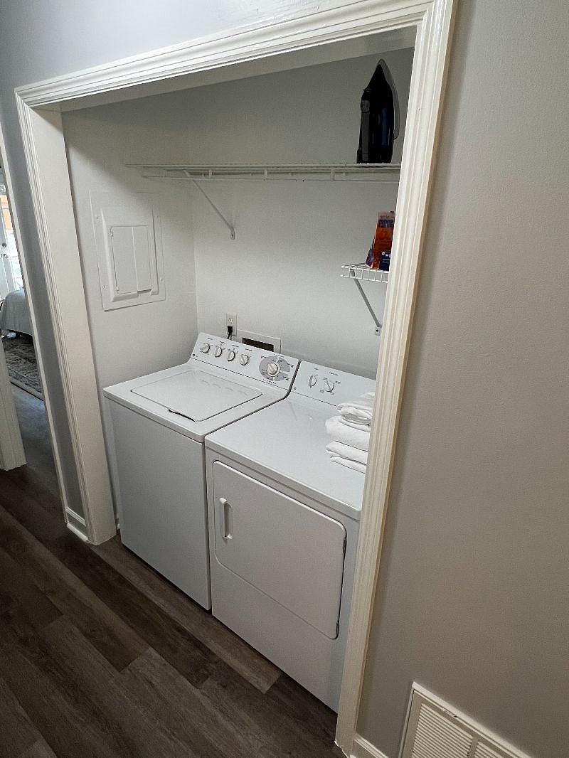 Furnished Finder property 405074_1 photo 7