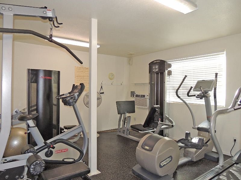 Furnished Finder property 405083_1 photo 8