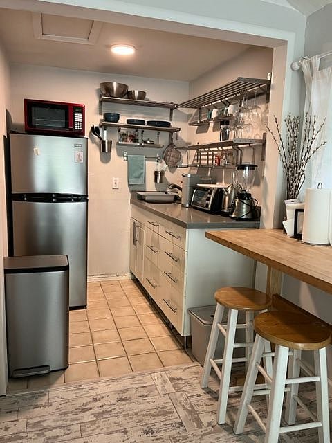 Furnished Finder property 405125_1 photo 3