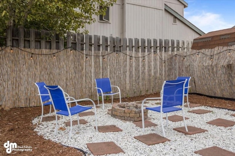 Furnished Finder property 405160_1 photo 32