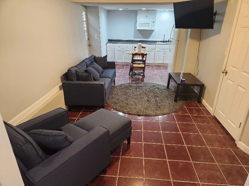 Furnished Finder property 405207_1 photo 6