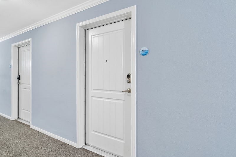 Furnished Finder property 405218_1 photo 13