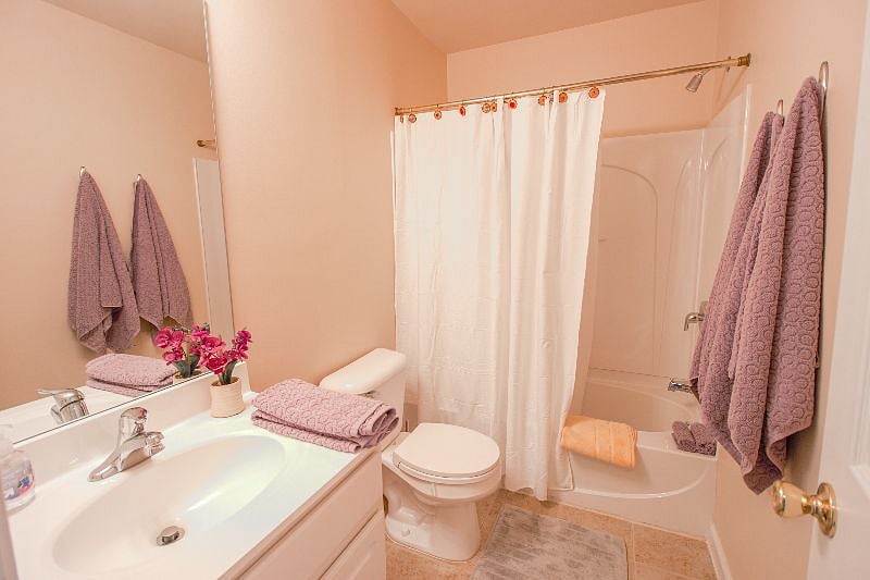 Furnished Finder property 405231_1 photo 23
