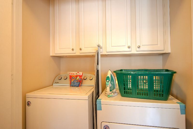 Furnished Finder property 405231_1 photo 25