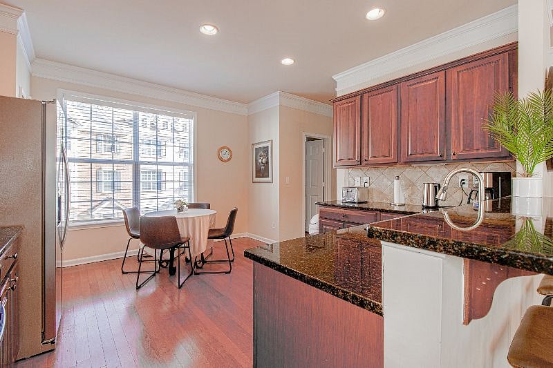Furnished Finder property 405231_1 photo 14