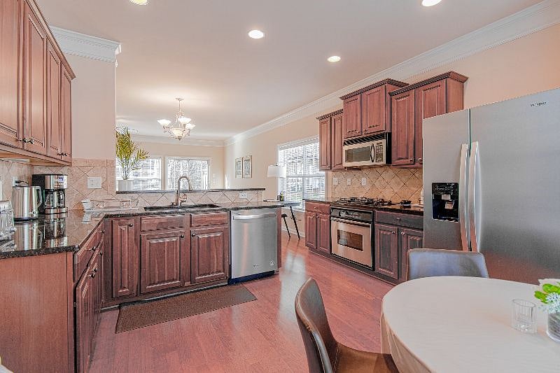 Furnished Finder property 405231_1 photo 15