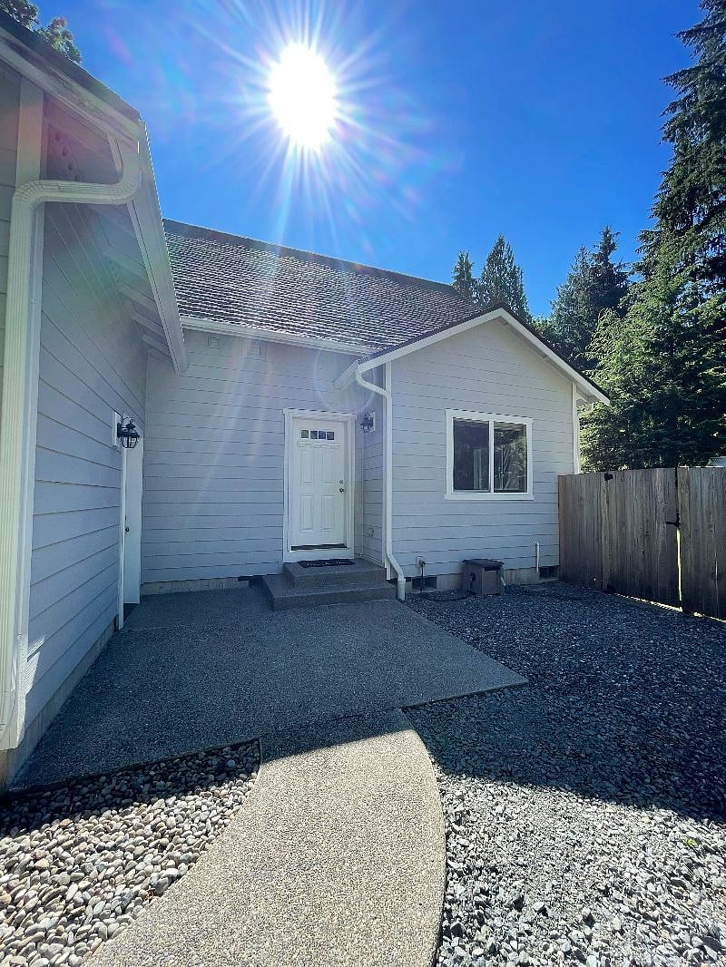 Furnished Finder property 405241_1 photo 19