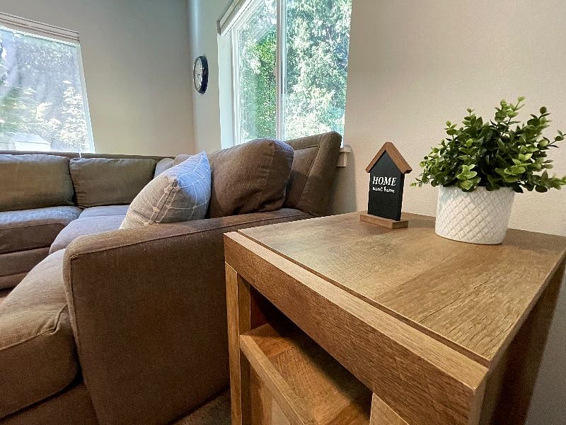 Furnished Finder property 405241_1 photo 4