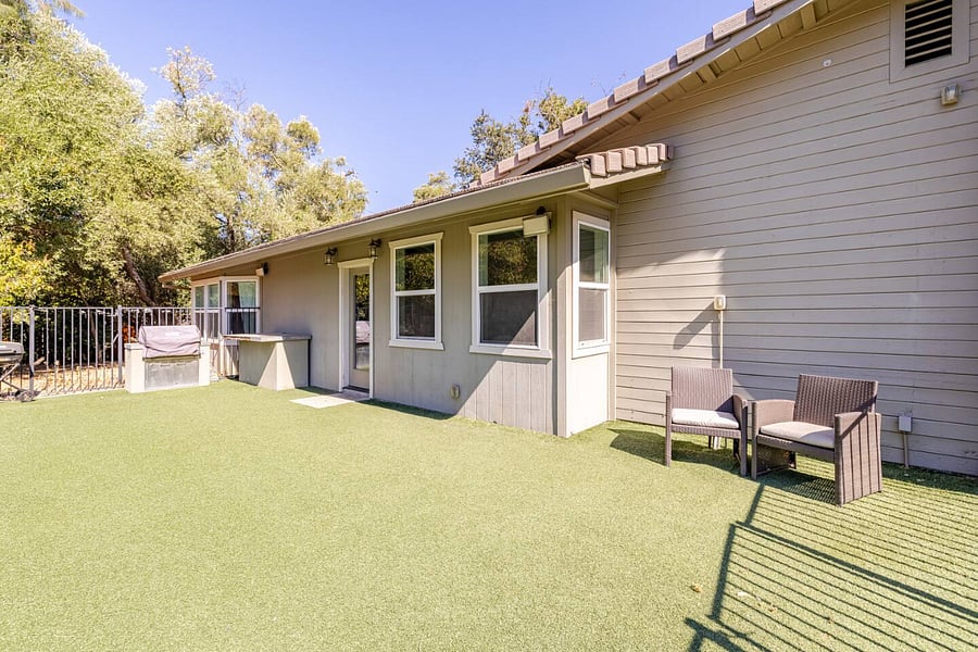 Furnished Finder property 405307_1 photo 13