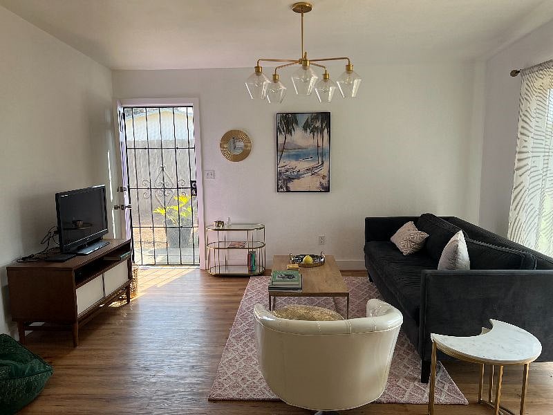 Furnished Finder property 405315_1 photo 2