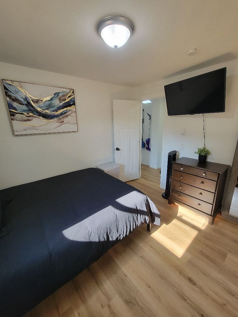 Furnished Finder property 405379_1 photo 21