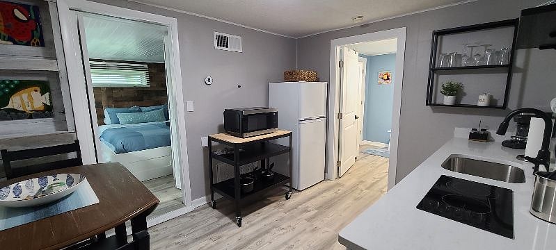 Furnished Finder property 405380_1 photo 3