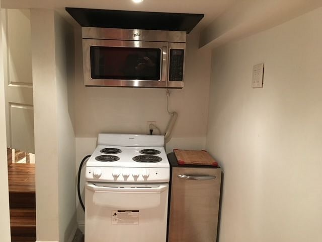 Furnished Finder property 405402_1 photo 8