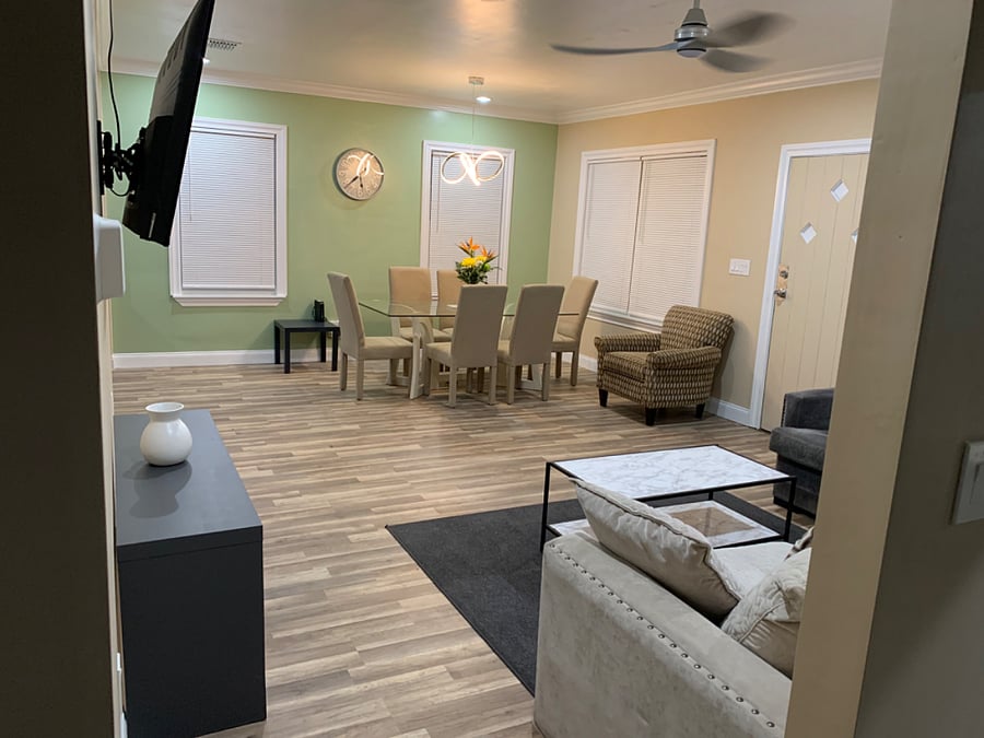 Furnished Finder property 405436_1 photo 21