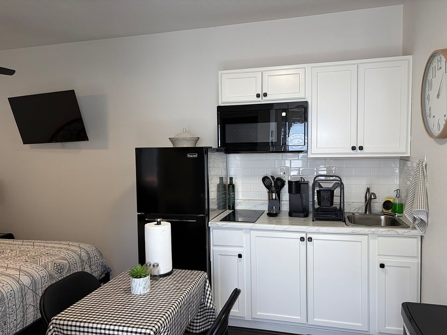Furnished Finder property 405458_1 photo 7