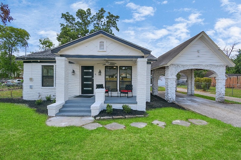 Furnished Finder property 405464_1 photo 24