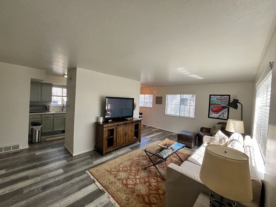 Furnished Finder property 405477_1 photo 4
