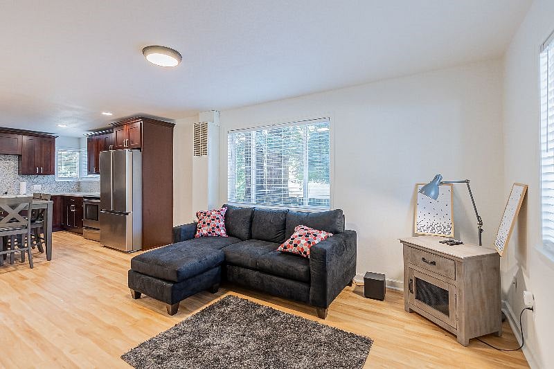 Furnished Finder property 405543_1 photo 6