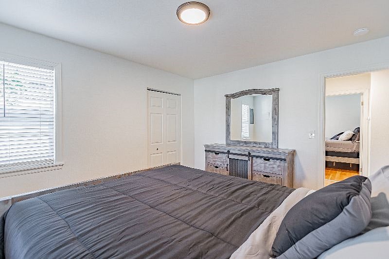 Furnished Finder property 405543_1 photo 14