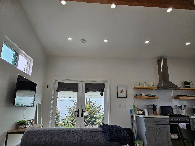 Furnished Finder property 405549_1 photo 9