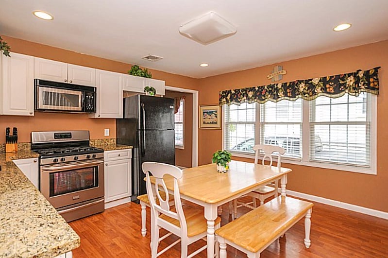 Furnished Finder property 405587_2 photo 17