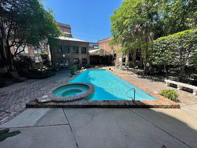 Furnished Finder property 405615_1 photo 4