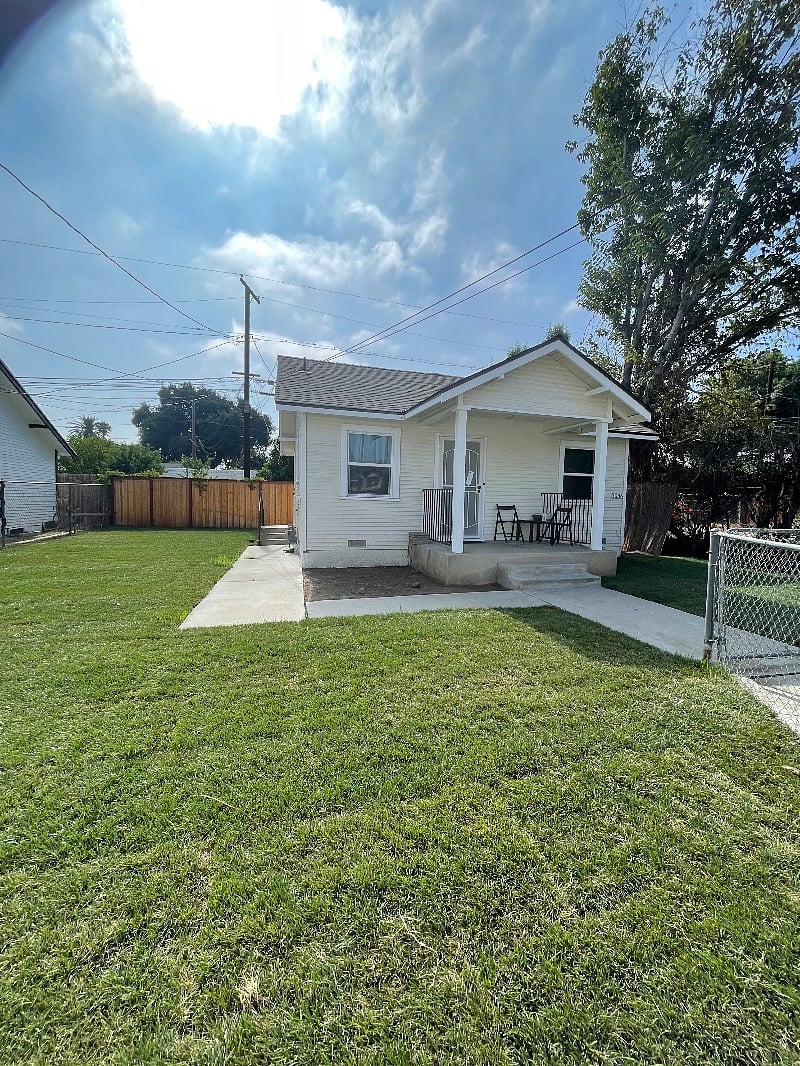 Furnished Finder property 405644_1 photo 15