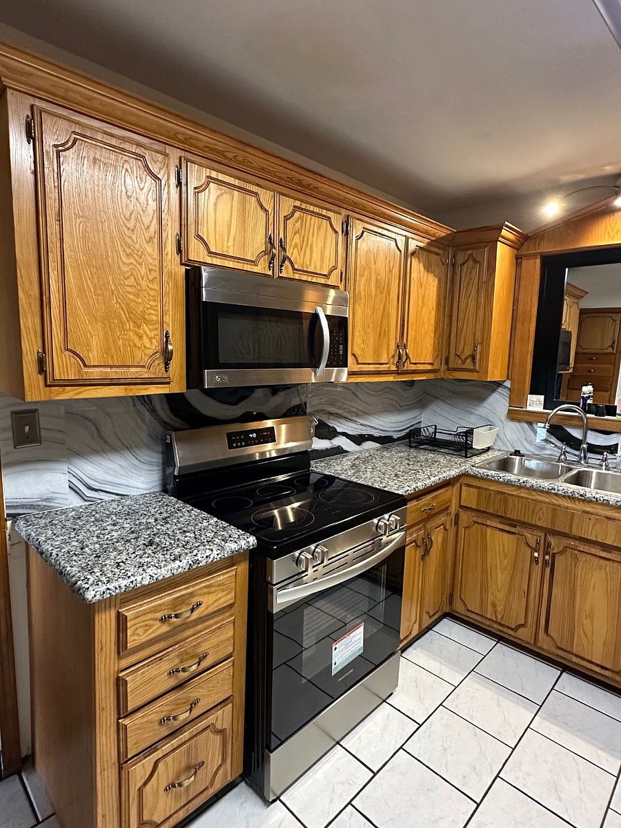 Furnished Finder property 405804_1 photo 16