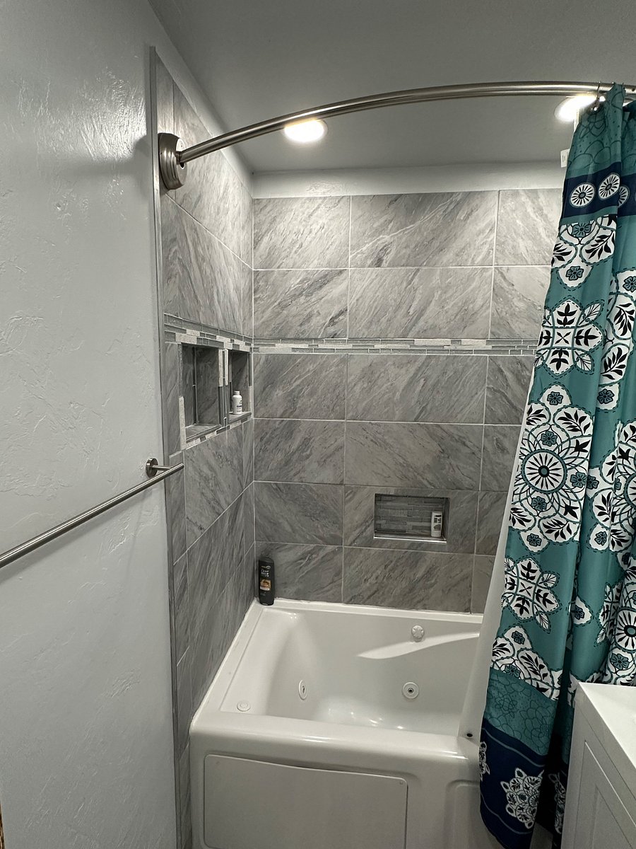 Furnished Finder property 405804_1 photo 21