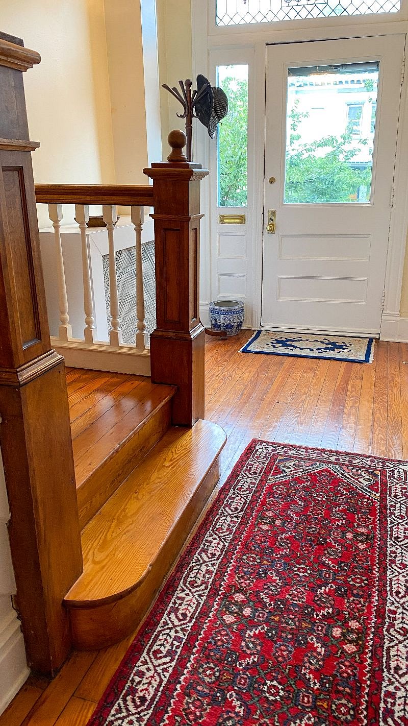 Downstairs Entryway