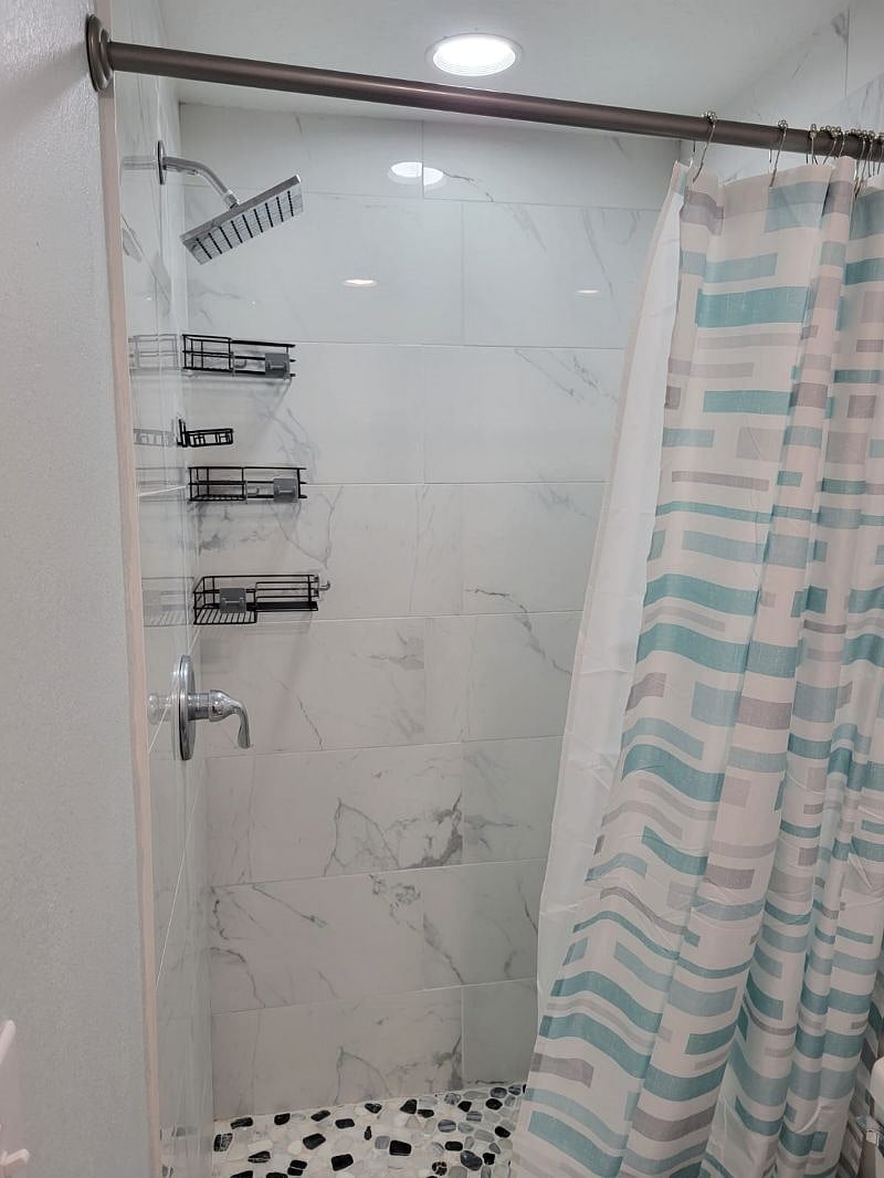 Furnished Finder property 405833_1 photo 4