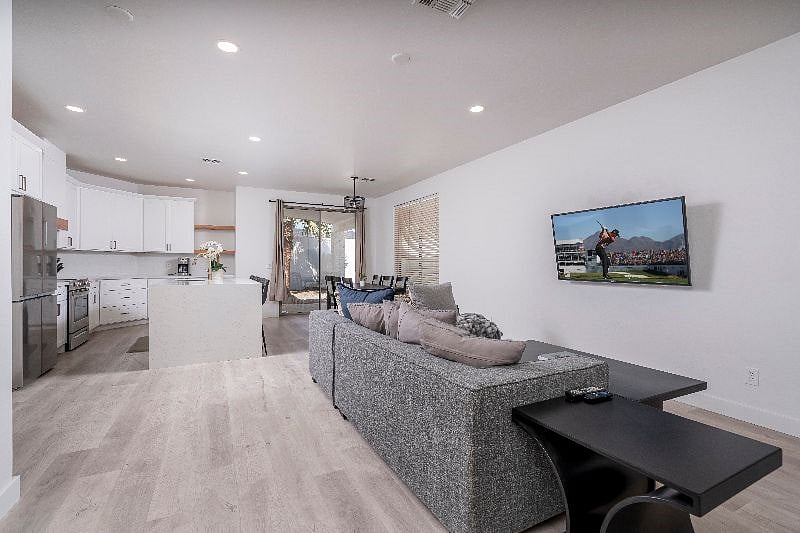 Furnished Finder property 405839_1 photo 5