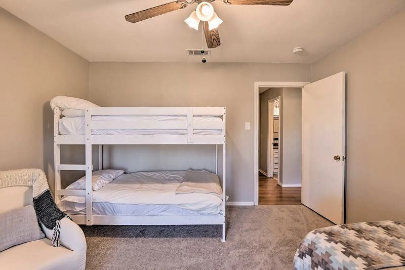 Furnished Finder property 405842_1 photo 17