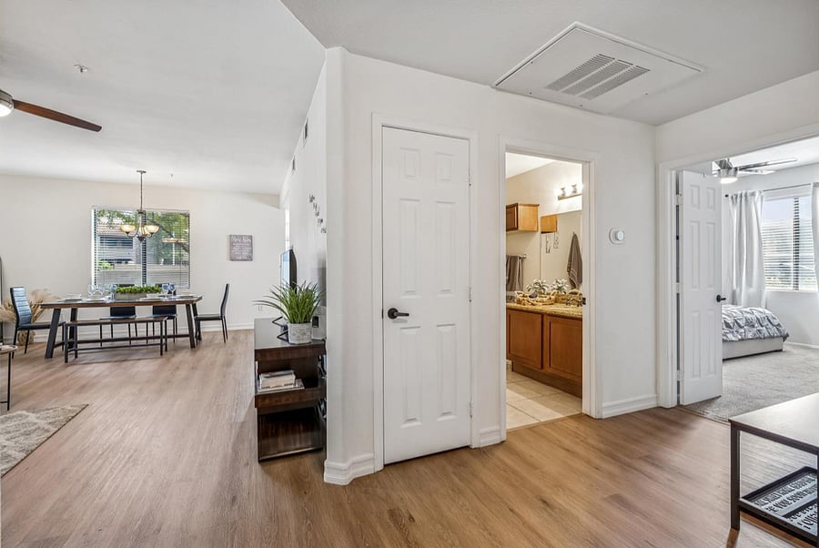 Furnished Finder property 405879_1 photo 10