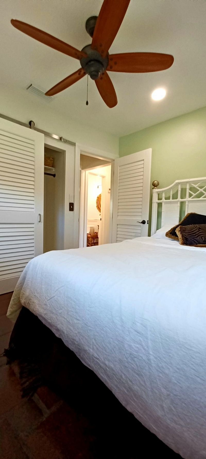 Furnished Finder property 405928_1 photo 57
