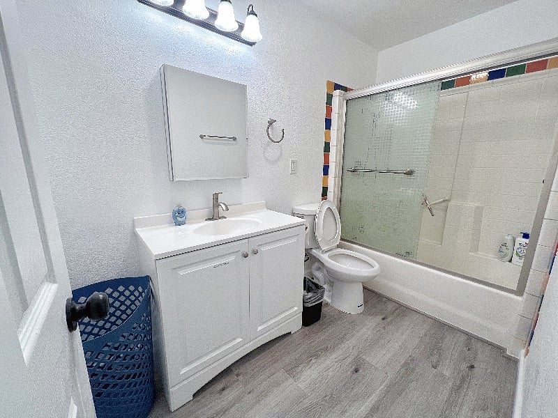 Furnished Finder property 405979_1 photo 12