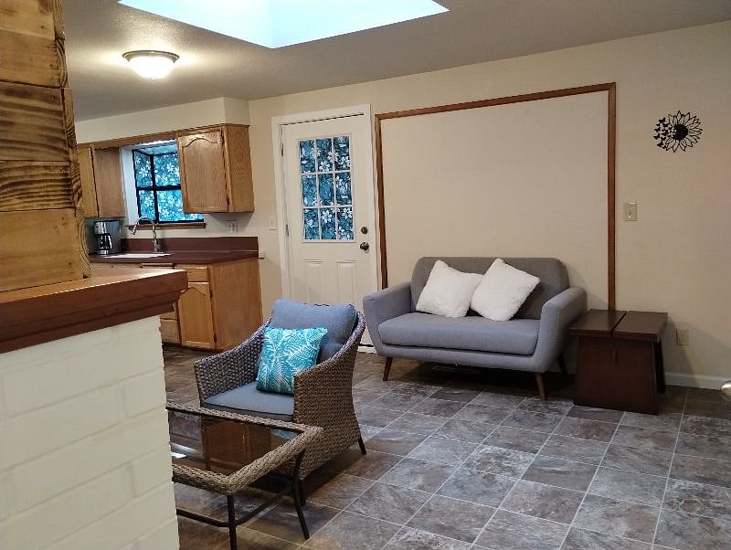 Furnished Finder property 405983_1 photo 29