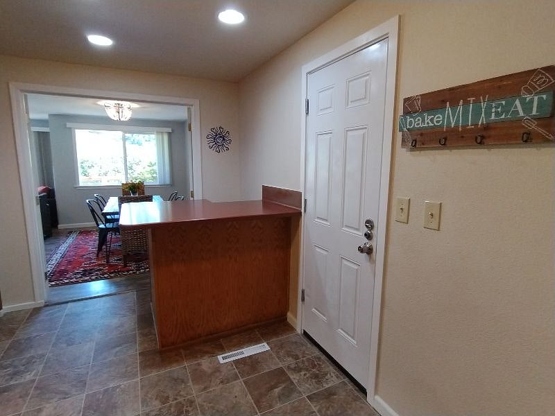 Furnished Finder property 405983_1 photo 20