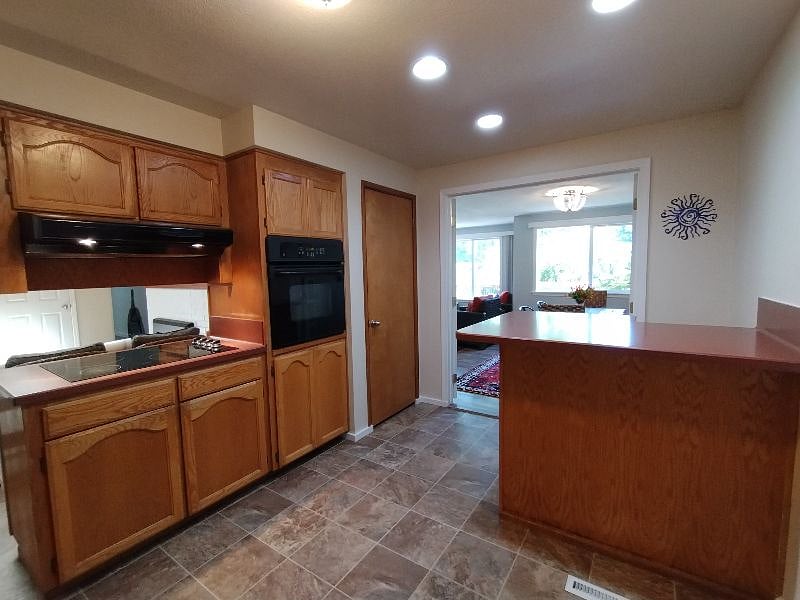 Furnished Finder property 405983_1 photo 21