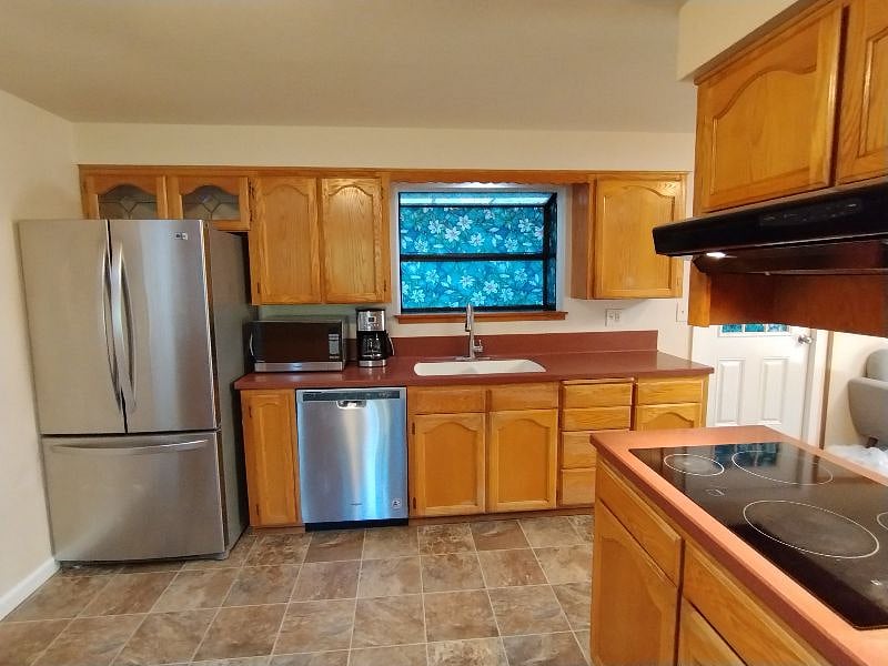 Furnished Finder property 405983_1 photo 22