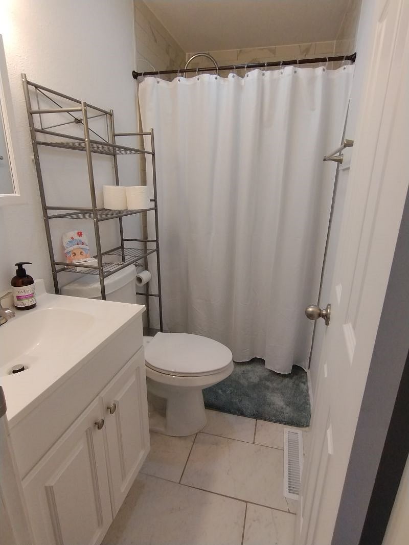 Furnished Finder property 405983_1 photo 54